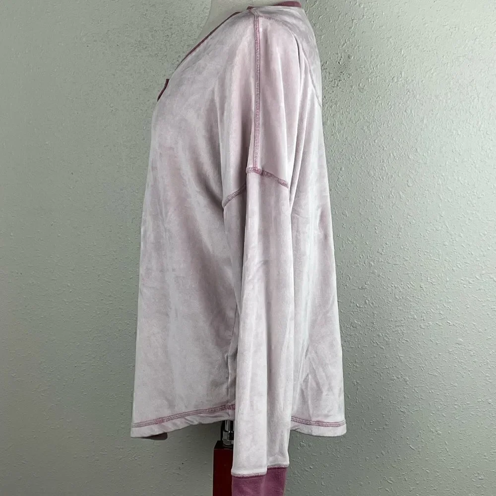 Pre-Owed Secret Treasures Pink Velour Pajama Set Size L